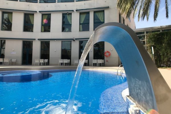 RH Hotel Arena