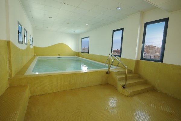 RH Hotel Arena