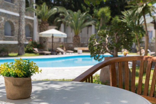Galinos Hotel