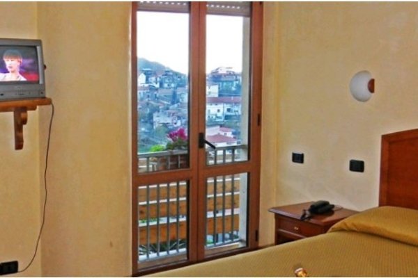 Hotel Ristorante Montuori