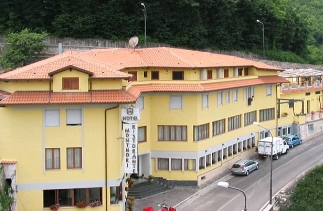 Hotel Ristorante Montuori