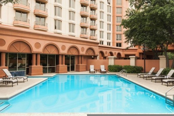 Sheraton Suites Market Center Dallas