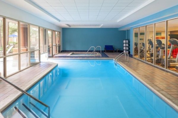 Sheraton Suites Market Center Dallas