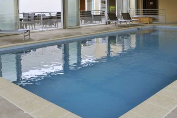 Sure Hotel by Best Western Caen Memorial