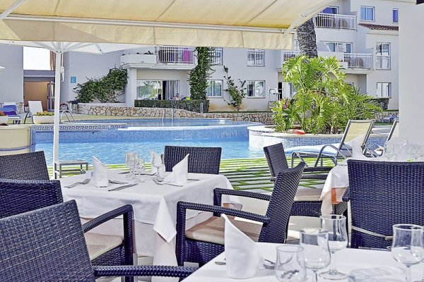 Isla de Cabrera Aparthotel & Hotel
