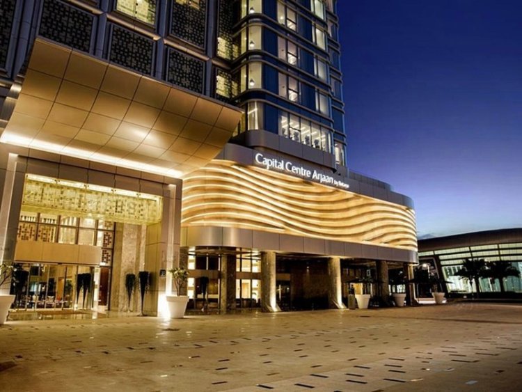 Capital Centre Arjaan by Rotana