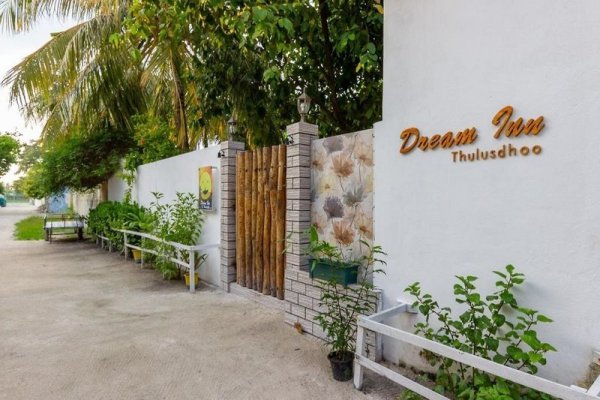 Dream Inn - Sun Beach Hotel Thulusdhoo