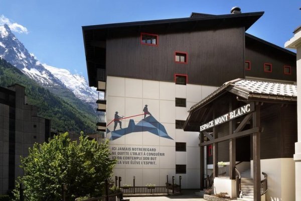 Chalet Hôtel Le Prieuré & Spa