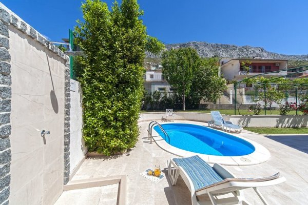 Villa Zivana