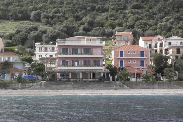 Riviera Hotel