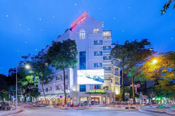 A25 Hotel  23 Quán Thánh