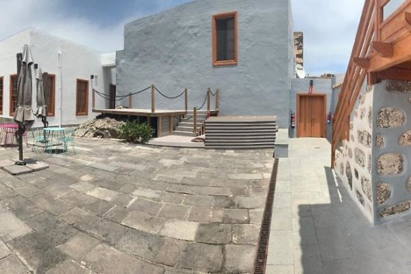 Jacio House