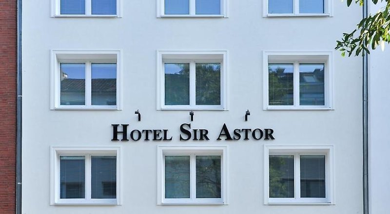 Sir & Lady Astor