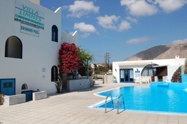 Limnes Villas
