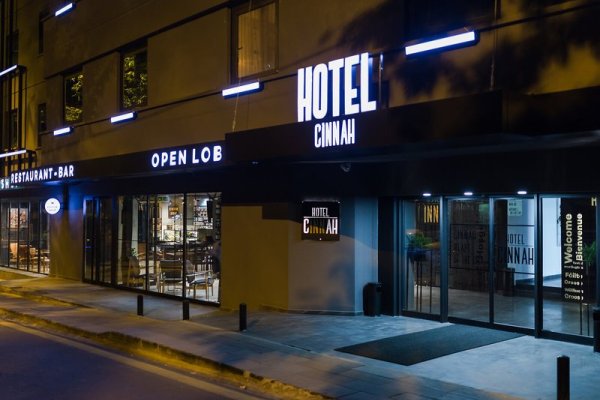 Hotel Cinnah