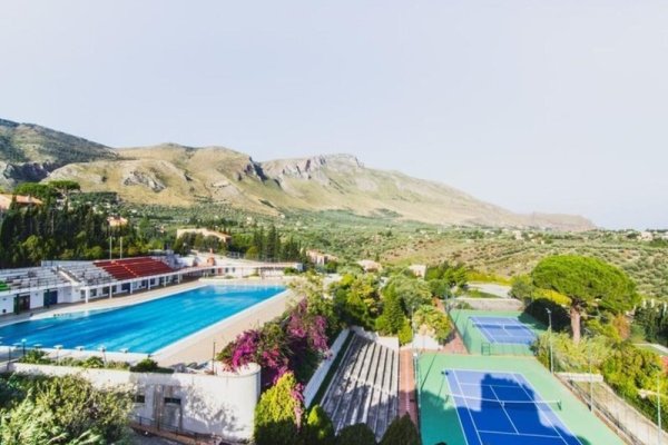 Apulia Hotel Borgo Torre Artale