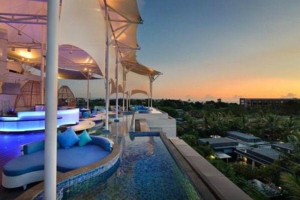 De Vins Sky Seminyak Hotel