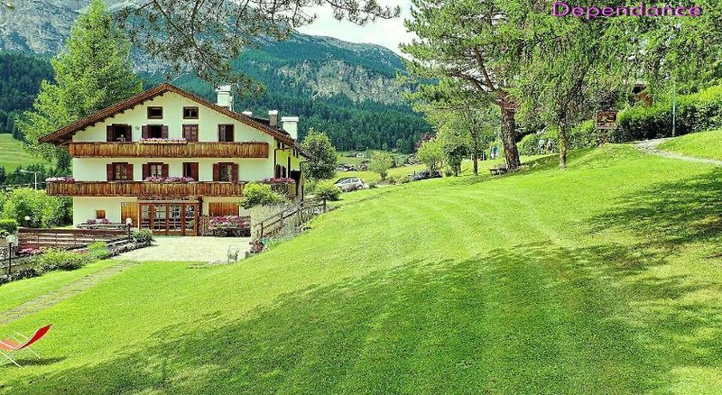 Hotel Menardi