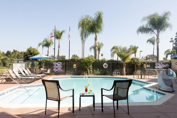 Holiday Inn Santa ANA-Orange Co. Arpt