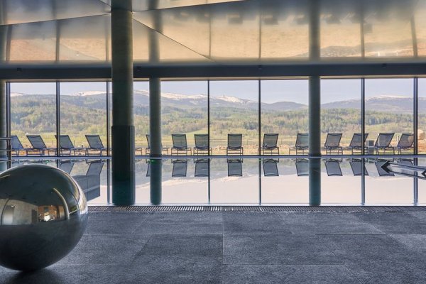 Lake Hill Resort & Spa