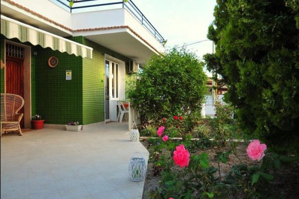 Villa Achibea