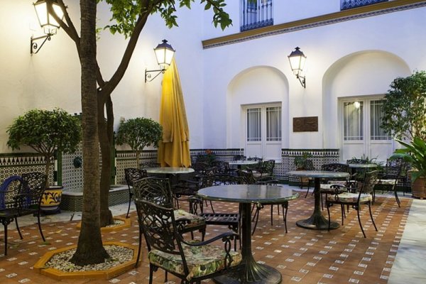 Hotel Cervantes