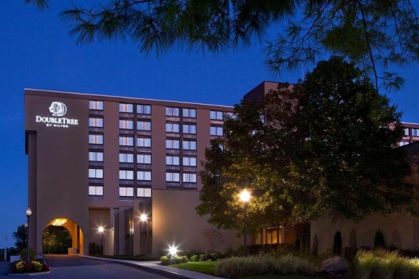 DoubleTree by Hilton Boston North Shore