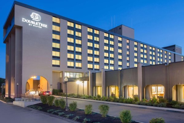 DoubleTree by Hilton Boston North Shore