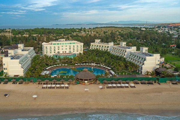 The Sailing Bay Beach Resort
