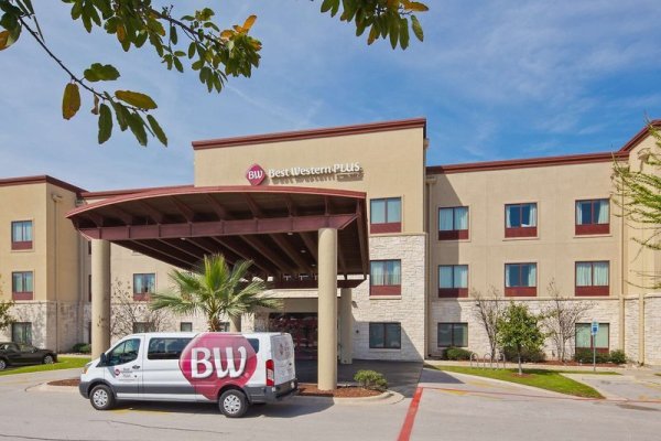 Best Western Plus Austin Airport Inn & Suites