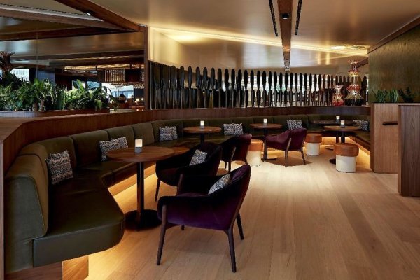 DoubleTree by Hilton Montreal 