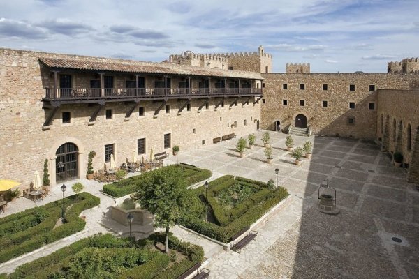 Parador De Sigüenza