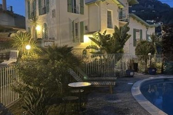 Hôtel de Charme Villa Roseraie