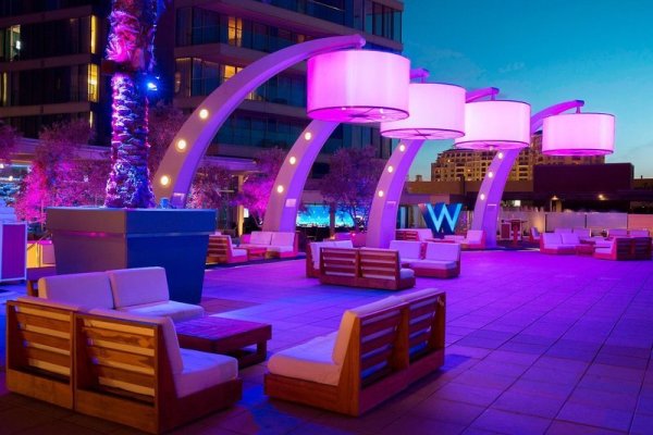 W Scottsdale