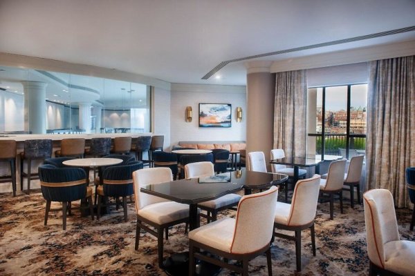 Delta Victoria Ocean Pointe Resort & Spa