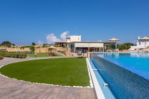 Sun and Moon Villas