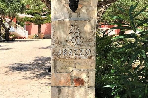 Arazzo Apartments