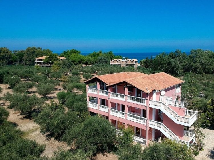 Arazzo Apartments