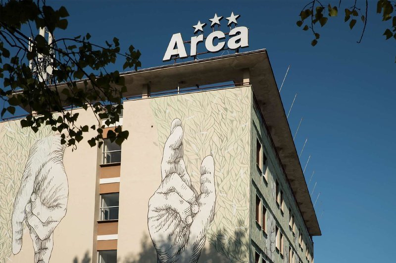 LH Hotel Arca Street Art