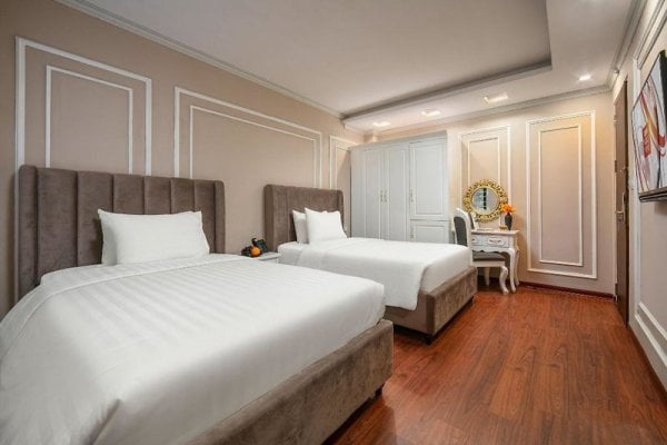 Mia Hotel