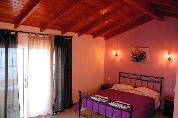 Stefanos Place