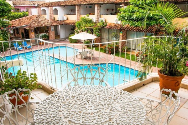 Hotel Vallartasol