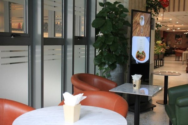 Lanura Apartments And Hotel