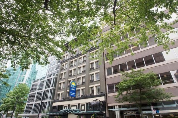 Days Inn Downtown Vancouver