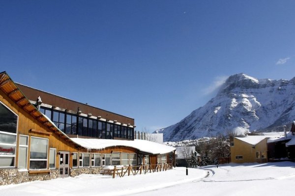 Waterton Lakes Lodge Resort