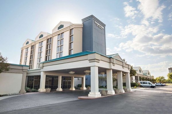 DoubleTree DFW Airport North