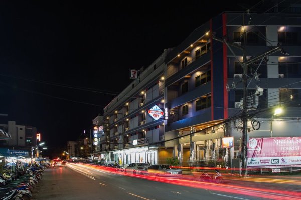 City Hotel
