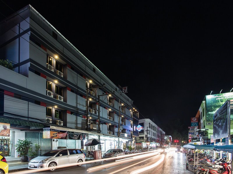 City Hotel