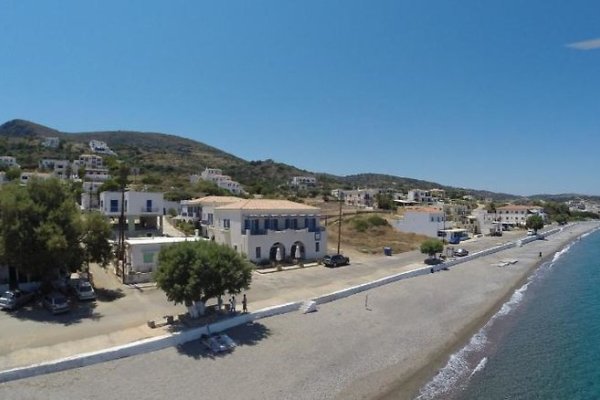 Maneas Beach