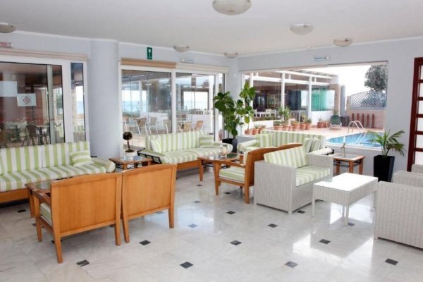 Maleme Mare Beachside Hotel